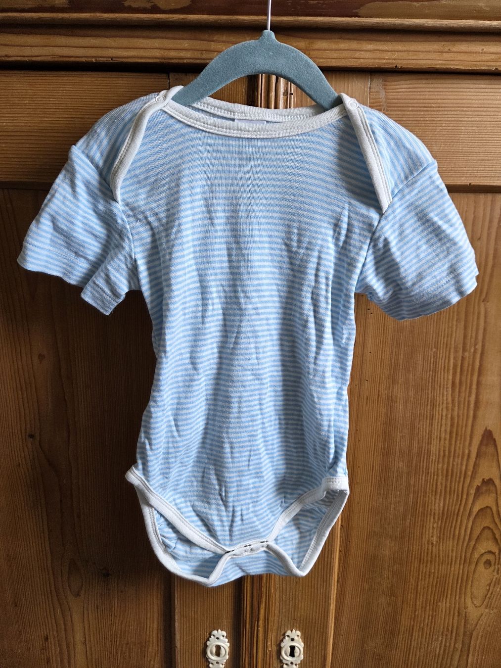 Migros Biancheria intima: Kurzarmbody von smile Gr. 98 – Usato da Fraubrunnen venduto da amaree313