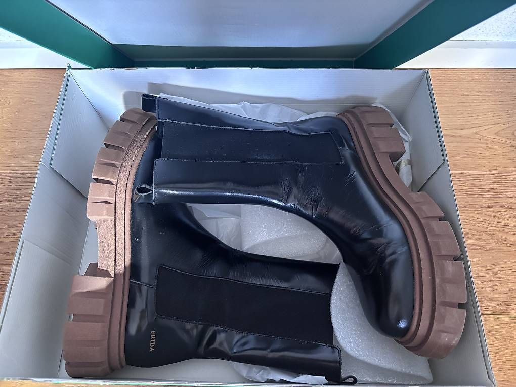Damenschuhe: Boots 39 – Gebraucht aus Itingen von grapri 2