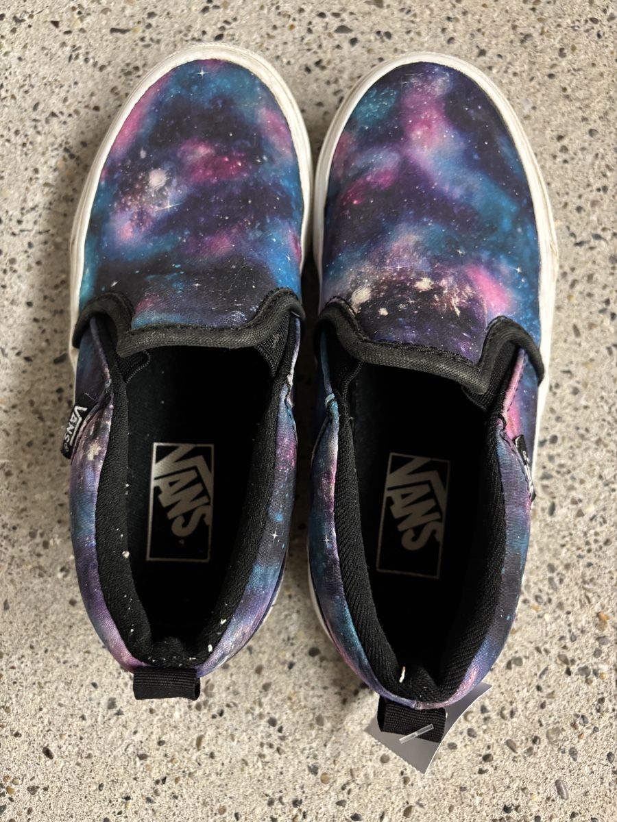 Vans Scarpe per ragazzi: Vans Slip-On Space Galaxy, Grösse 29 – Usato da Büren an der Aare venduto da Nikito2001 2