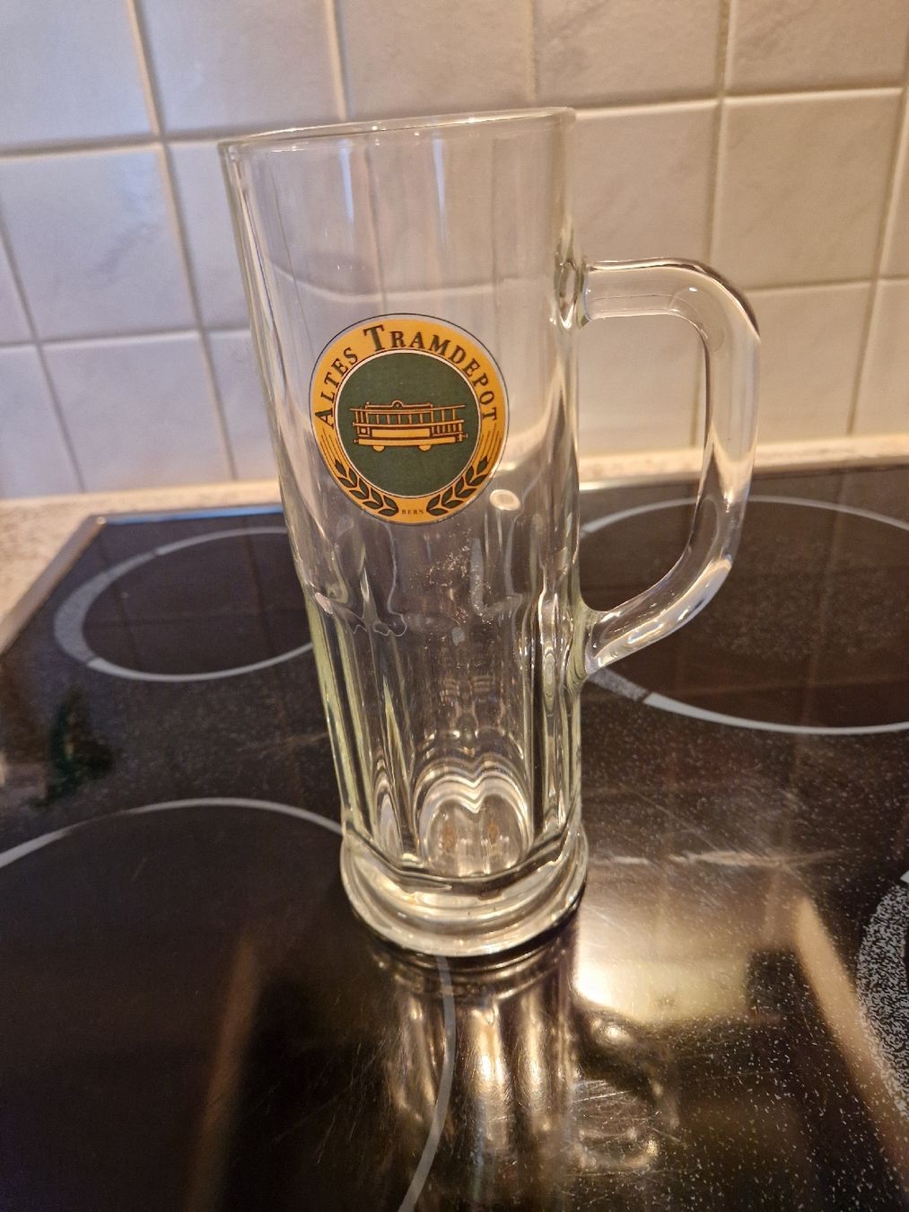 Bicchieri: Biergläser mit Logo Altes Tramdepot – Nuovo e nell'imballaggio originale da Hofstetten BE venduto da wagenfuehrer