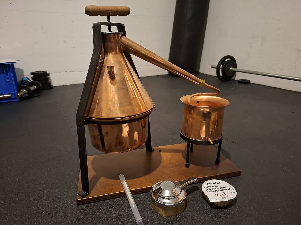 Elettrodomestici da cucina: Kupfer Destillerie – Usato da Grenchen venduto da wae_s87j