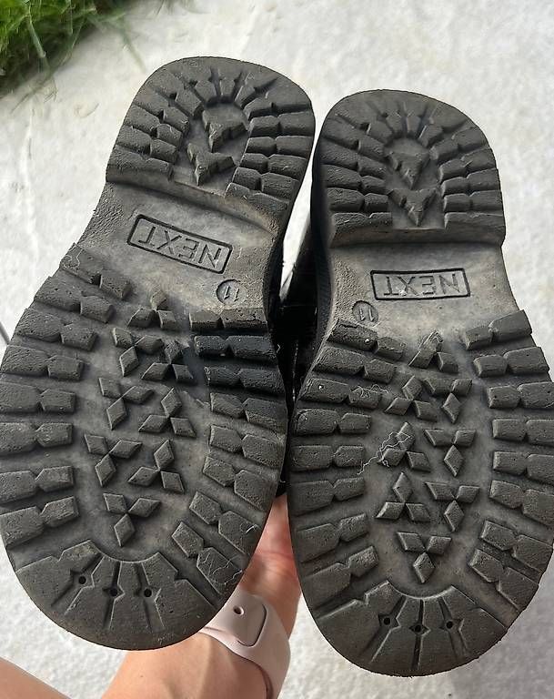 Next Schuhe für Mädchen: Winterstiefel Gr 29 – Gebraucht aus Birmenstorf AG von Stefan5413 1