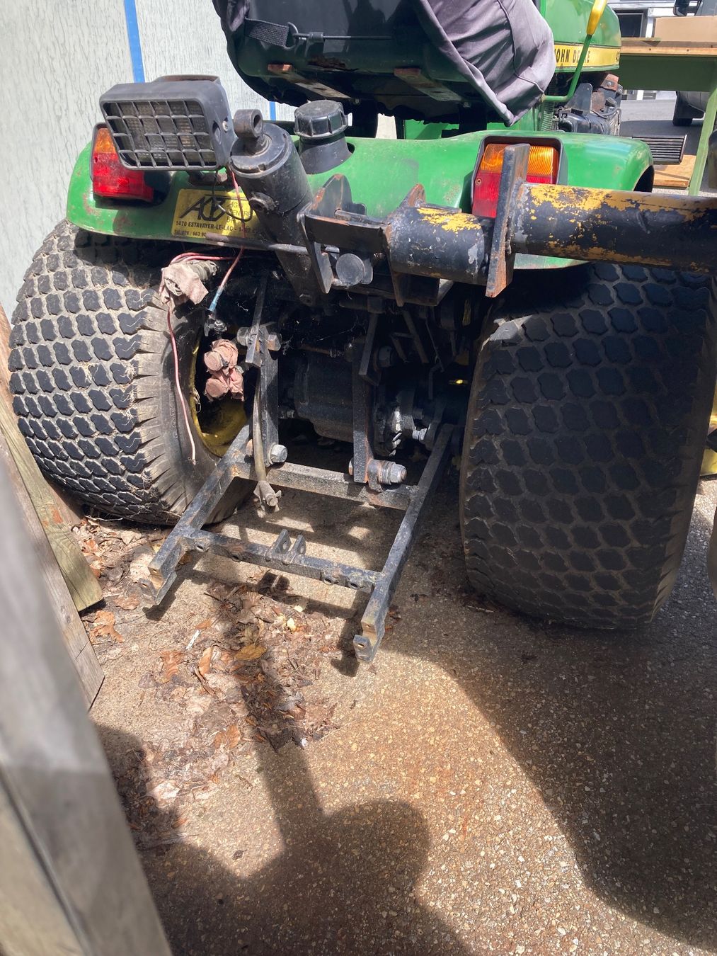 John Deere Tagliaerba: Tracteur-Tondeuse John Deere 400 – Usato da Romanel-s-Lausanne venduto da MG_IG_PN 8