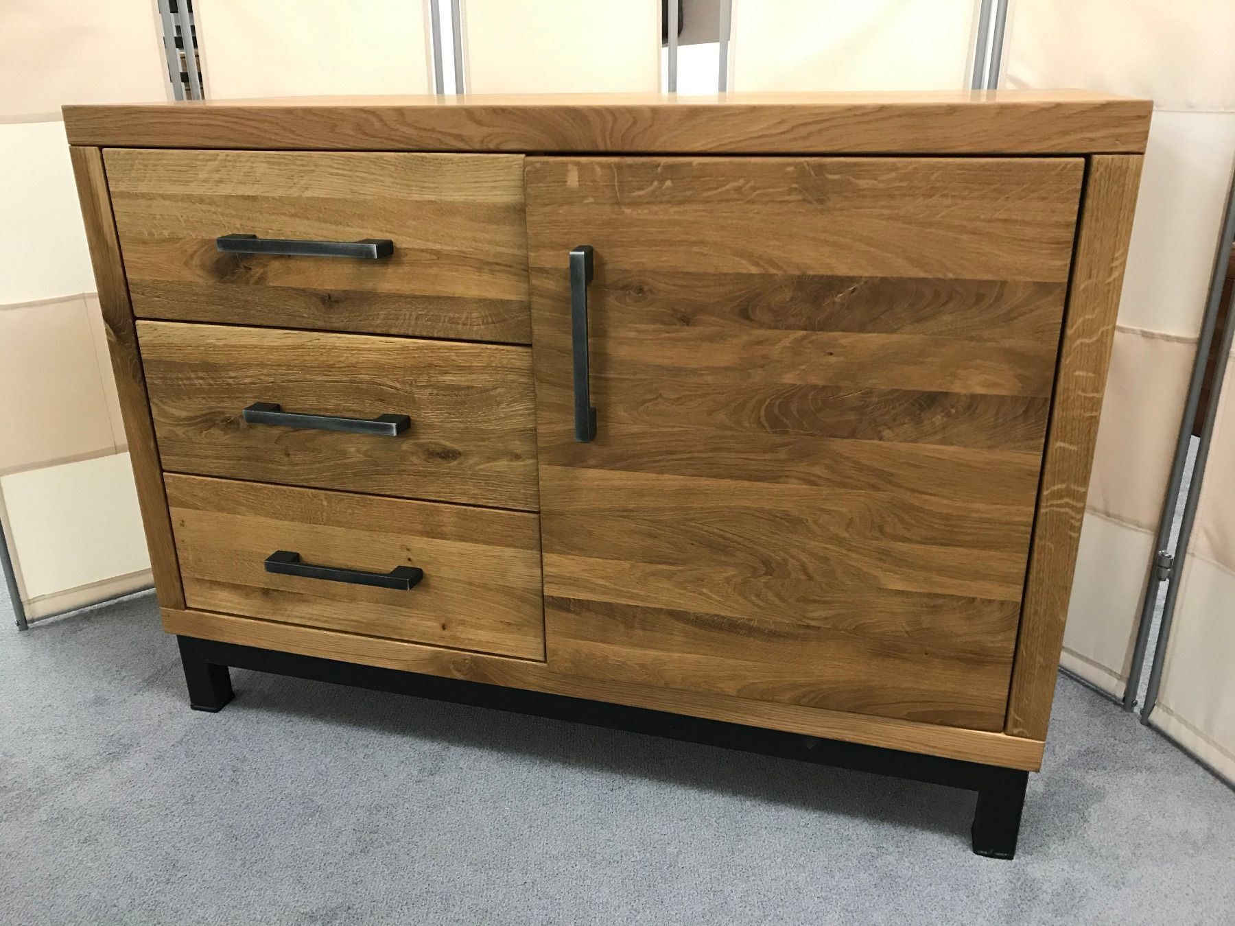 Kommoden: Kommode BREST Eiche massiv 107 x 77 cm 3 Schubladen – Neu (gemäss Beschreibung) aus Unterentfelden von moebelrufli 5