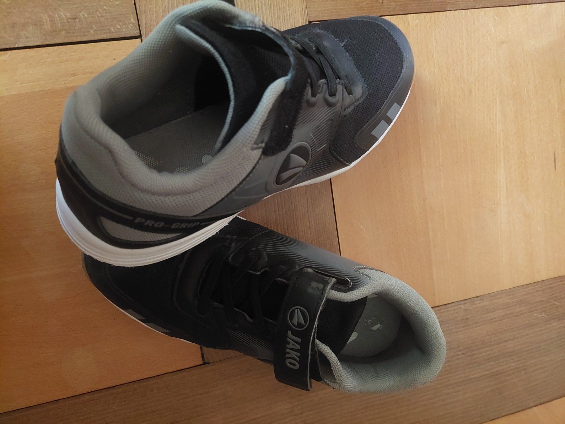 Jako Schuhe für Jungen: Jako Turnschuhe Grösse 36 – Gebraucht aus Beckenried von Havacola 6