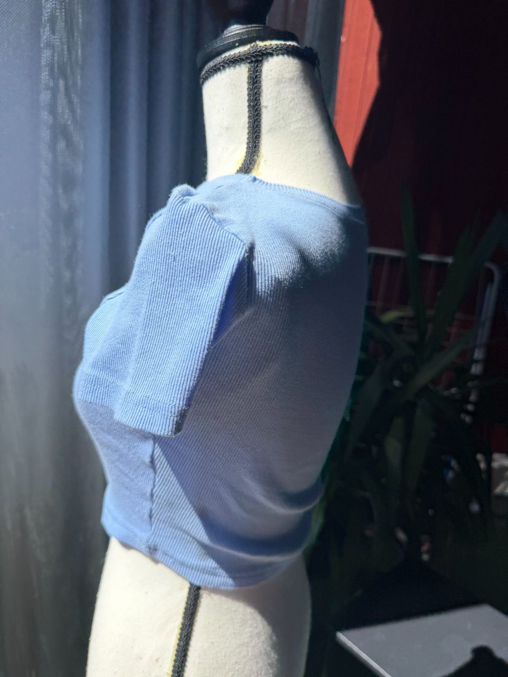 Top: Damen Crop Top hellblau Grösse S – Usato da Riehen venduto da ann_76jw 6