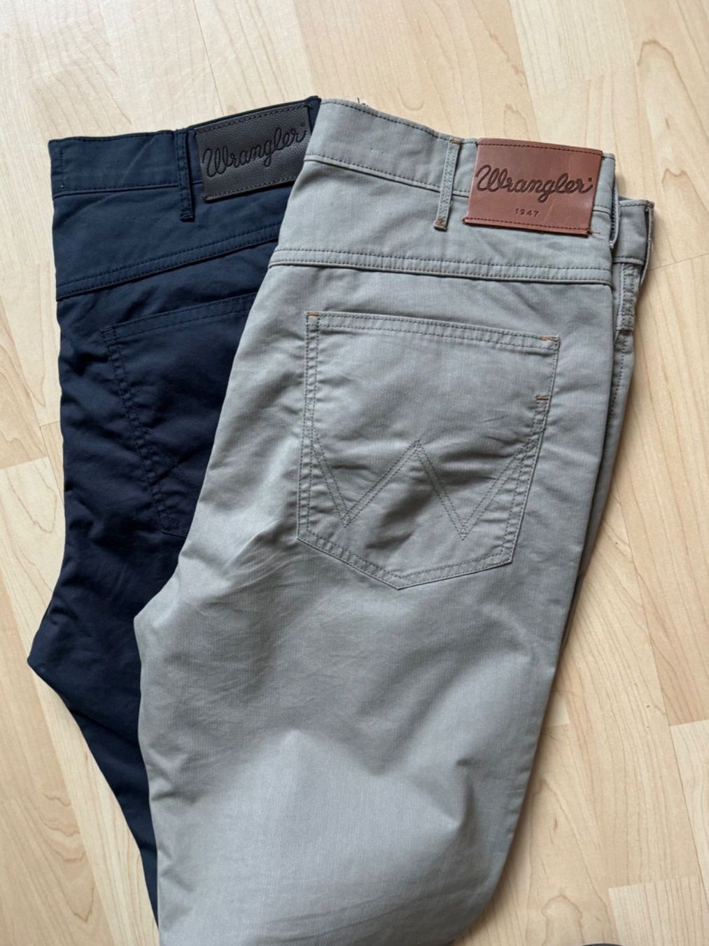 Jeans: 2 WRANGLER Herrenjeans – Nuovo (secondo la descrizione) da Oberrohrdorf venduto da chilibiggi
