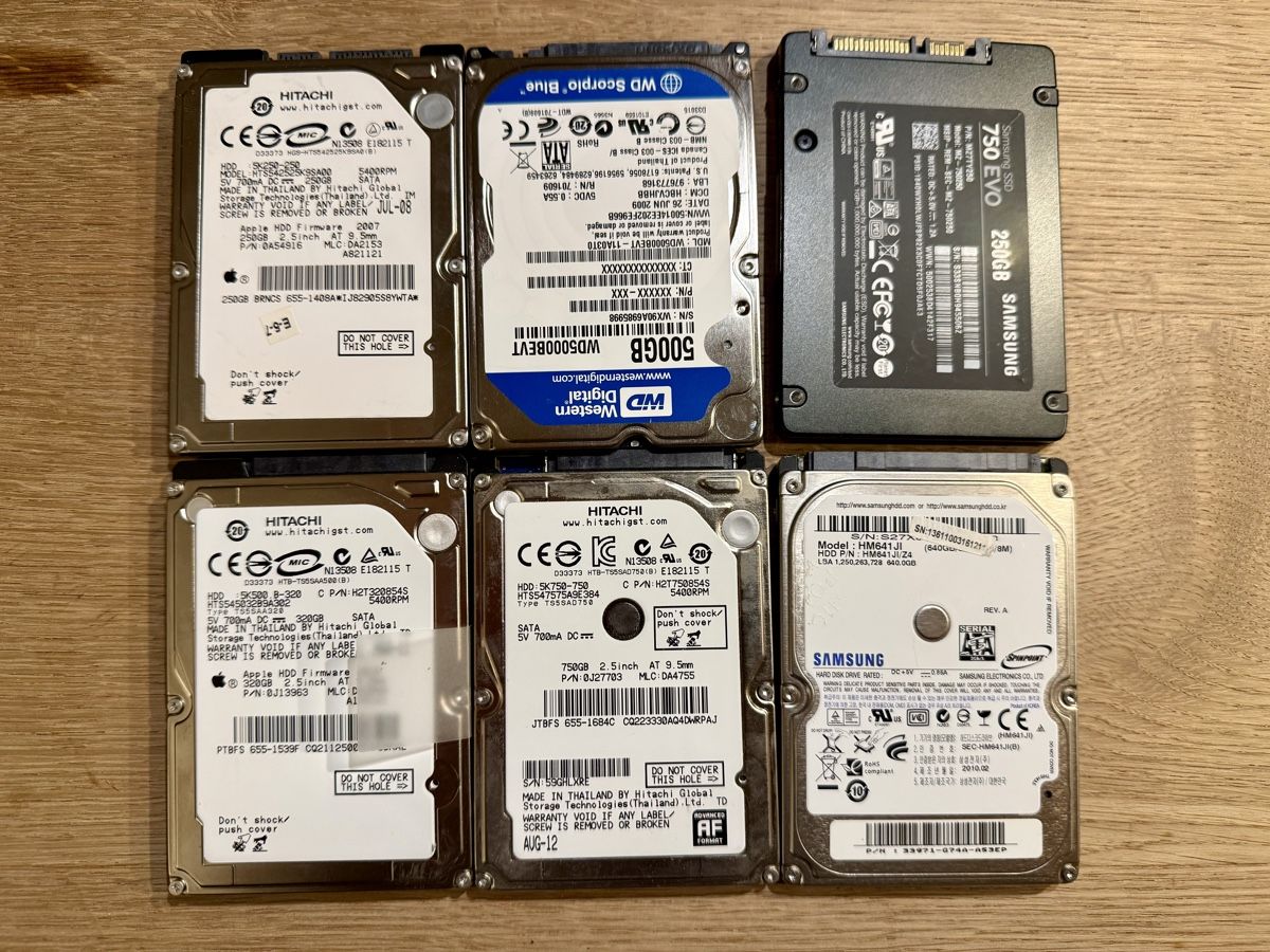 Harddisks: Diverse Festplatten und SSD – Gebraucht aus Kilchberg ZH von freakfish