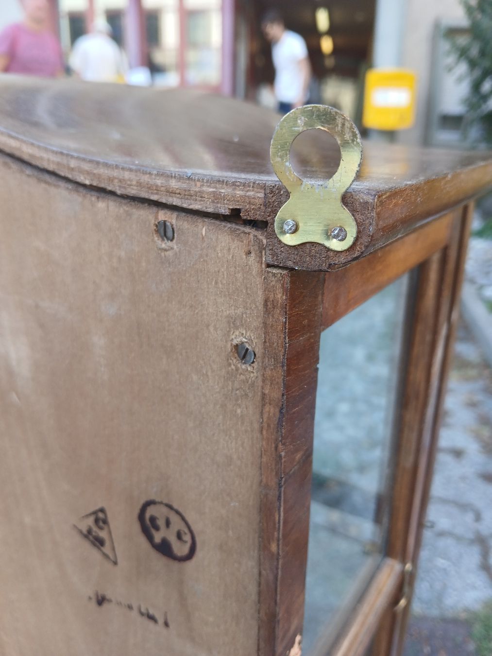 Vetrine: Kleine Wandvitrine, Antik – Usato da Bern venduto da MattePostBrocki 5