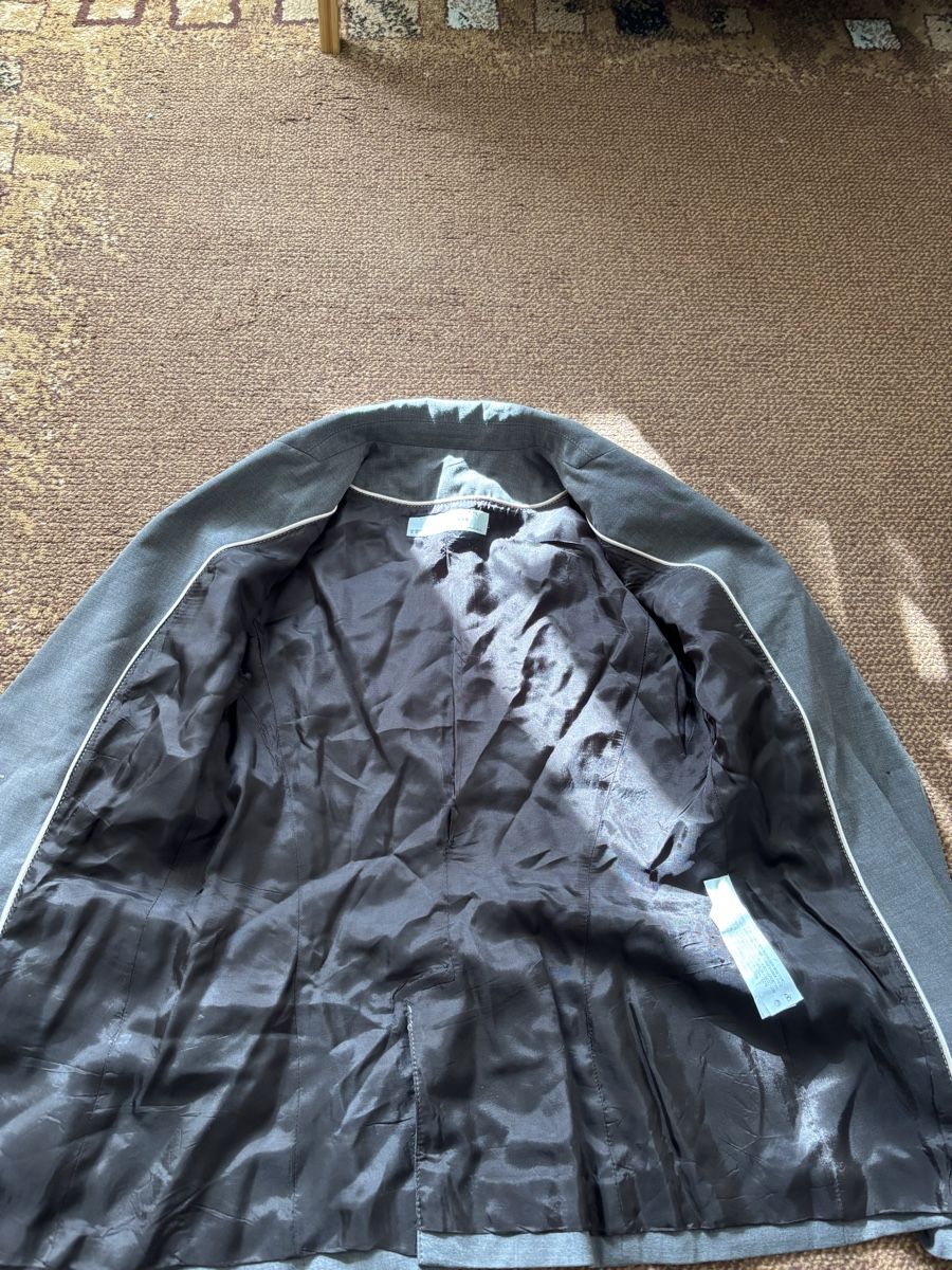 Zara Completi: Zara blazer – Usato da Confignon venduto da Second_Hand_Ch 4