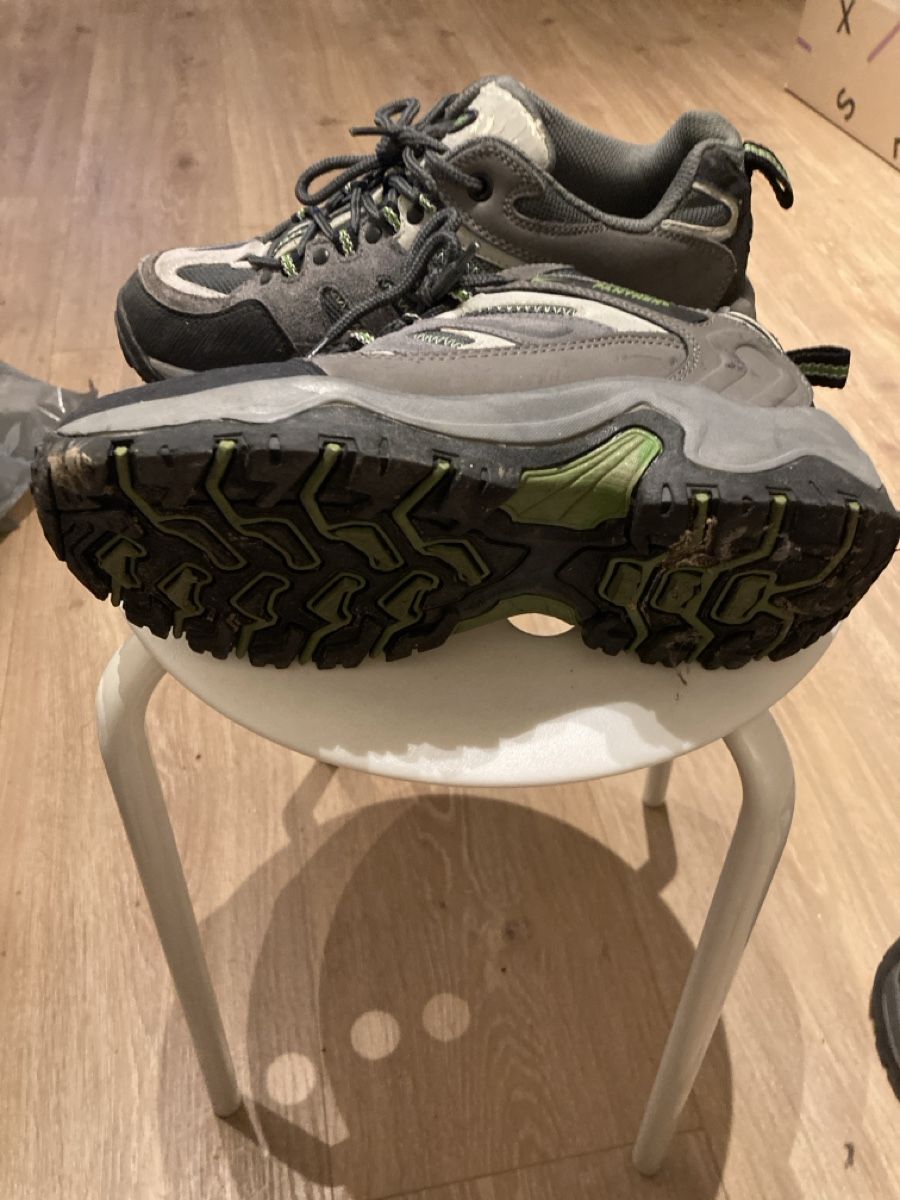 Scarpe da donna: Wanderschuhe Panther grau schwarz gebraucht – Usato da Luzern venduto da alexandrofcl 3