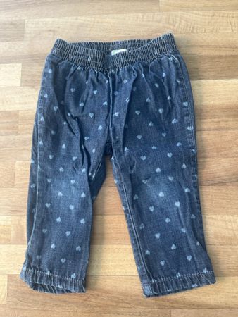 Benetton Baby Hose Grösse ca 80 Herzmuster