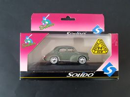 SOLIDO 1/43, N°4537, Renault 4 CV 1954, grise, new 1994