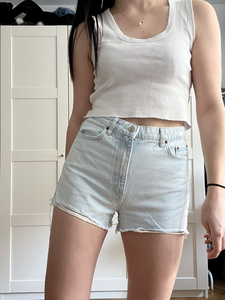 Zara Hosen: Zara Shorts – Neu (gemäss Beschreibung) aus Bern von lea_wf9x