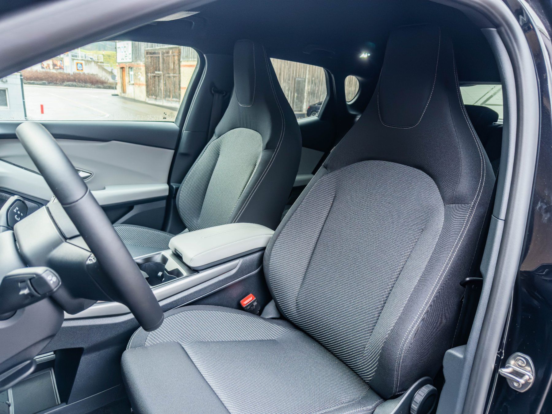 Ford Automobili: Ford Capri Elektro – Usato da aadorf venduto da aadorfer-wohnmobile 4