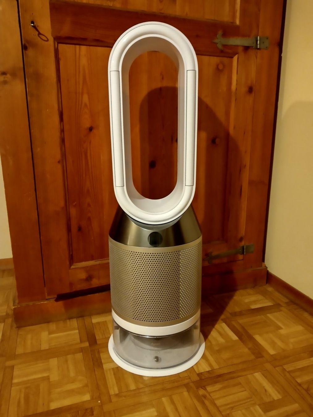 Dyson Purificatori d'aria: Dyson Pure Humidify+Cool (PH01) – Difettoso da Prez-vers-Siviriez venduto da Monija70