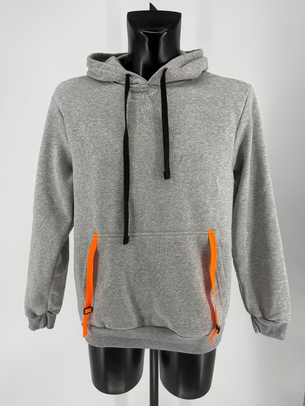 Maglioni & Felpe: Hoodie/ Kapuzenpullover mit Neondetail Gr. M – Nuovo (secondo la descrizione) da Auenstein venduto da moin.