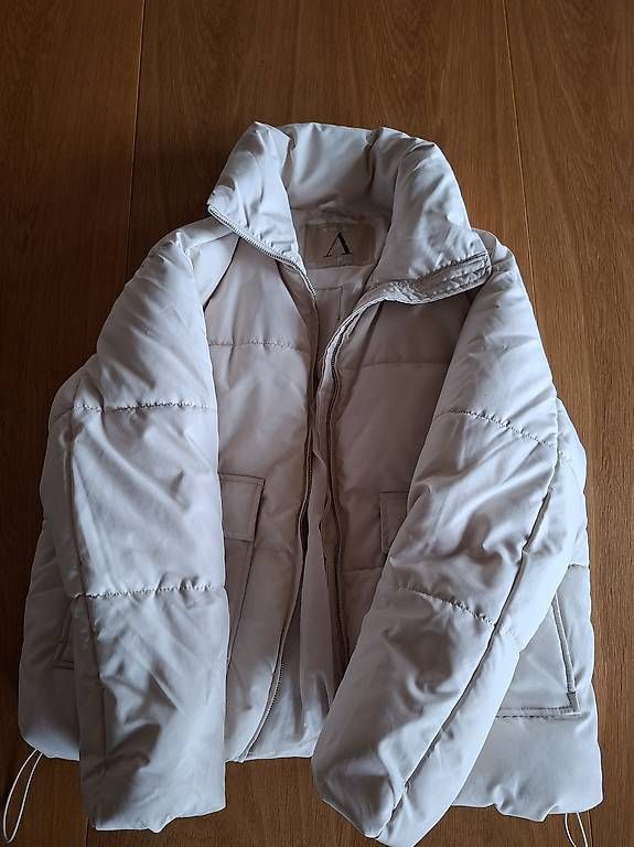 Giacche: Veste  – Usato da Villars le Comte venduto da cbu_mf6d 2