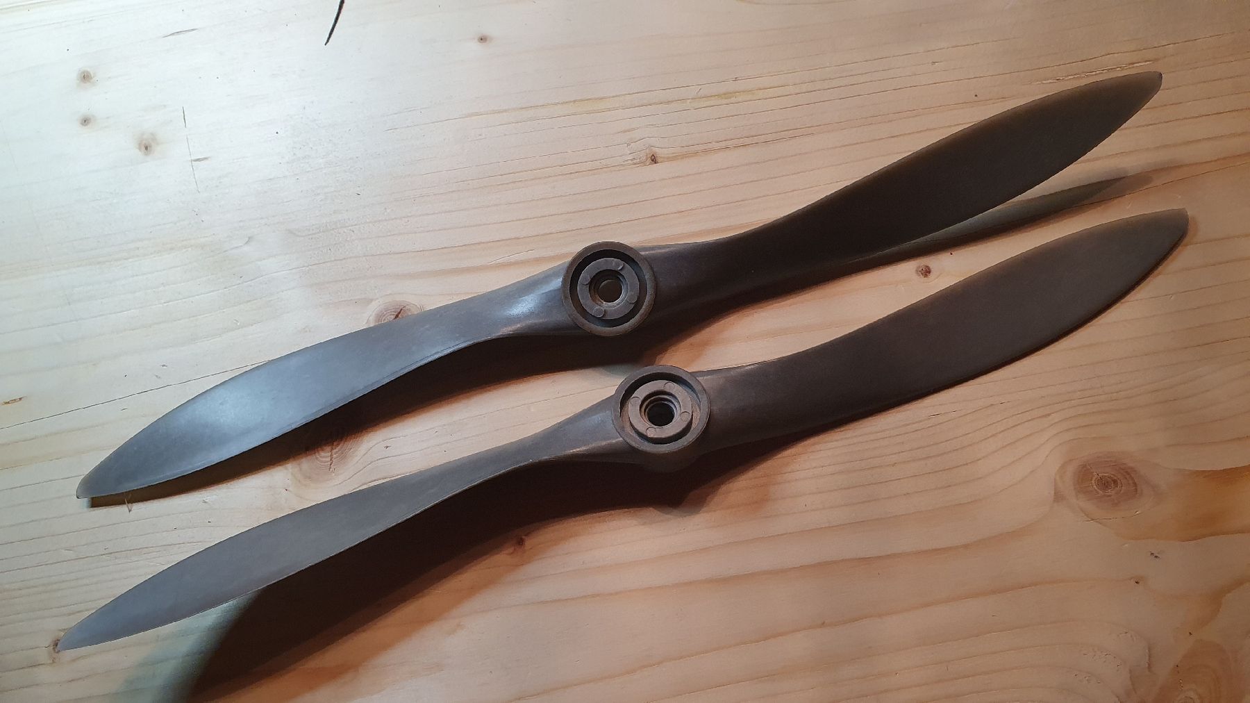 RC Kits de montage: Apc Propeller 14 x 13,5 – D'occasion à Hausen AG par Lothar64 2