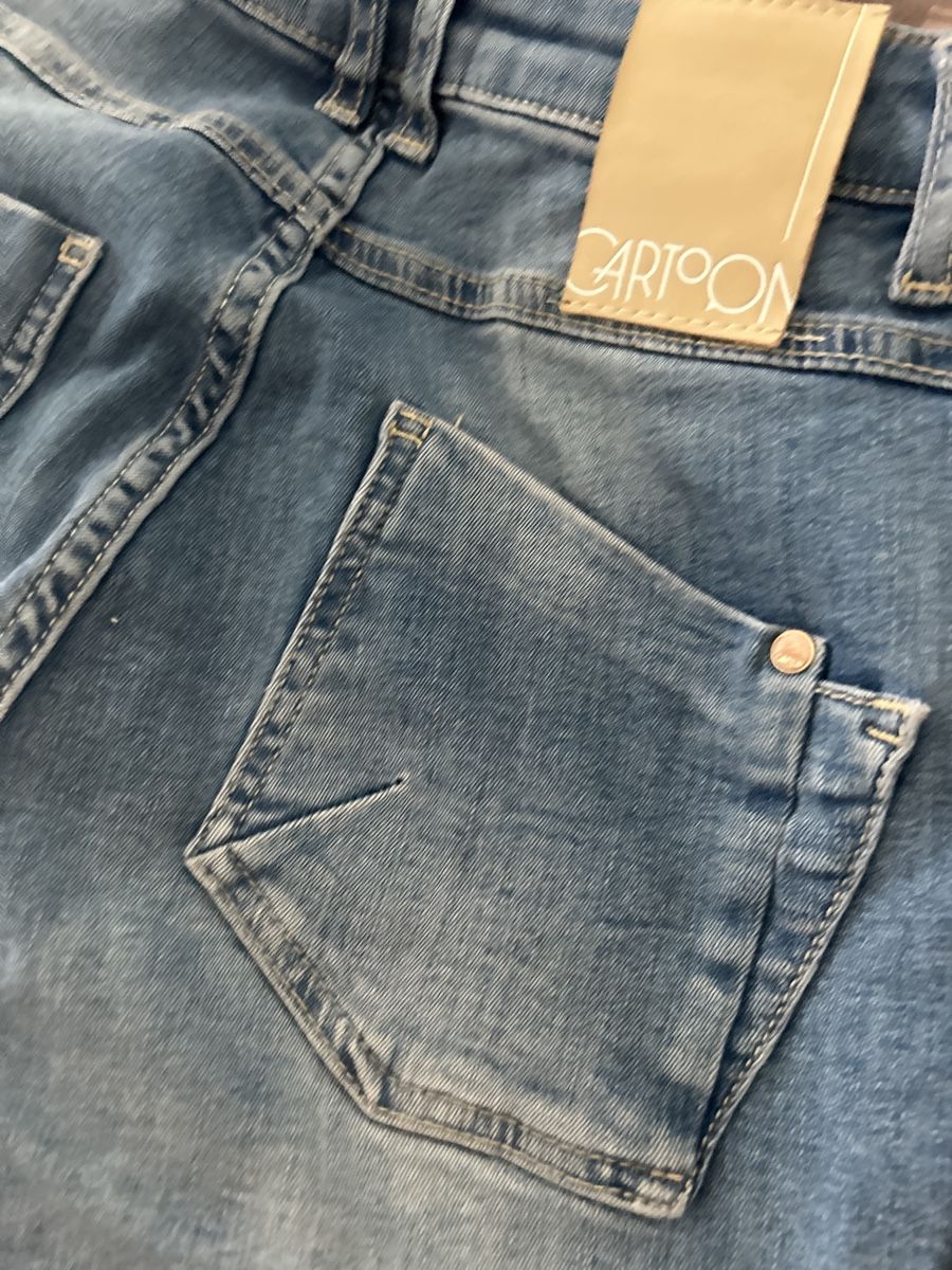 Jeans: Cartoon Jeans, Gr. 34 – Usato da Langnau im Emmental venduto da Iriss 3