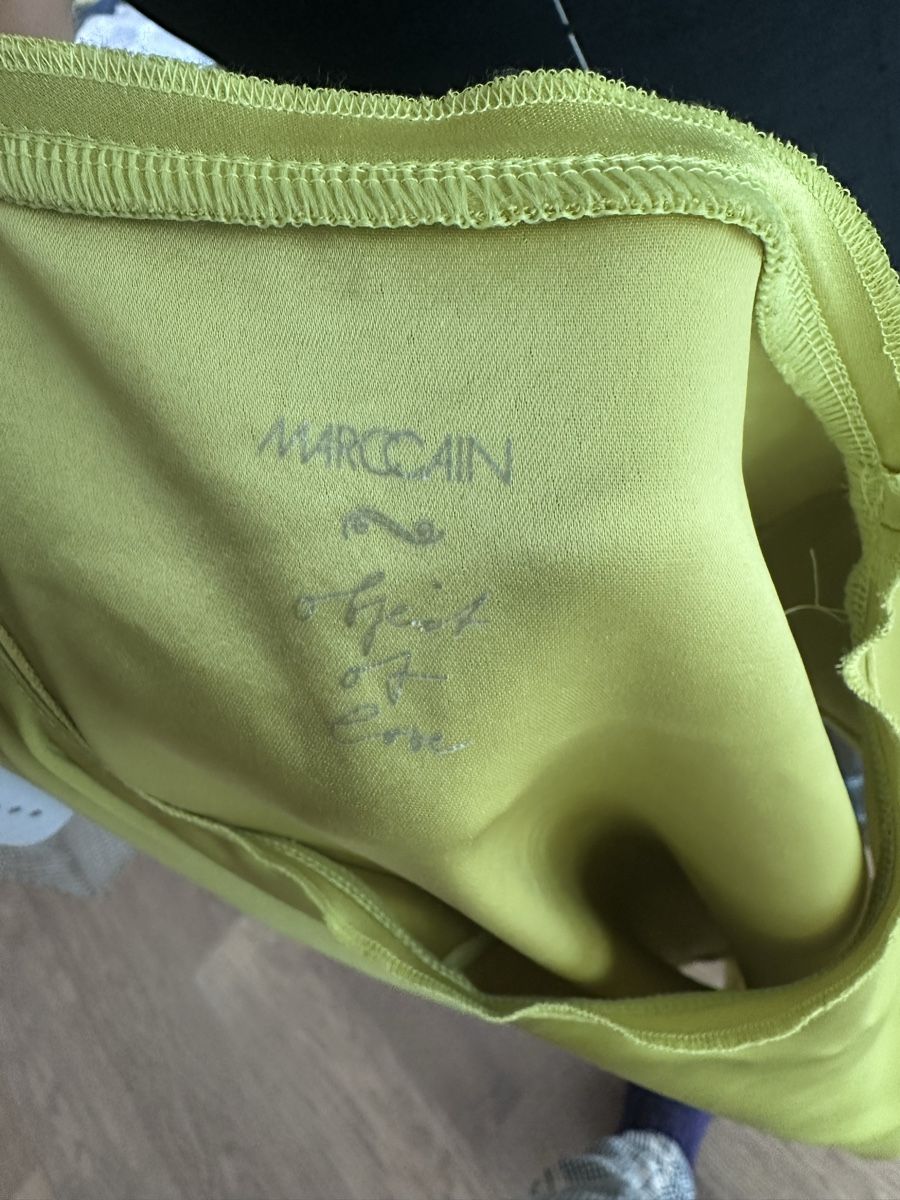 Marc Cain Tops: Marc Cain Top – Neuf (Voir description) à Miège par GenuineY 2