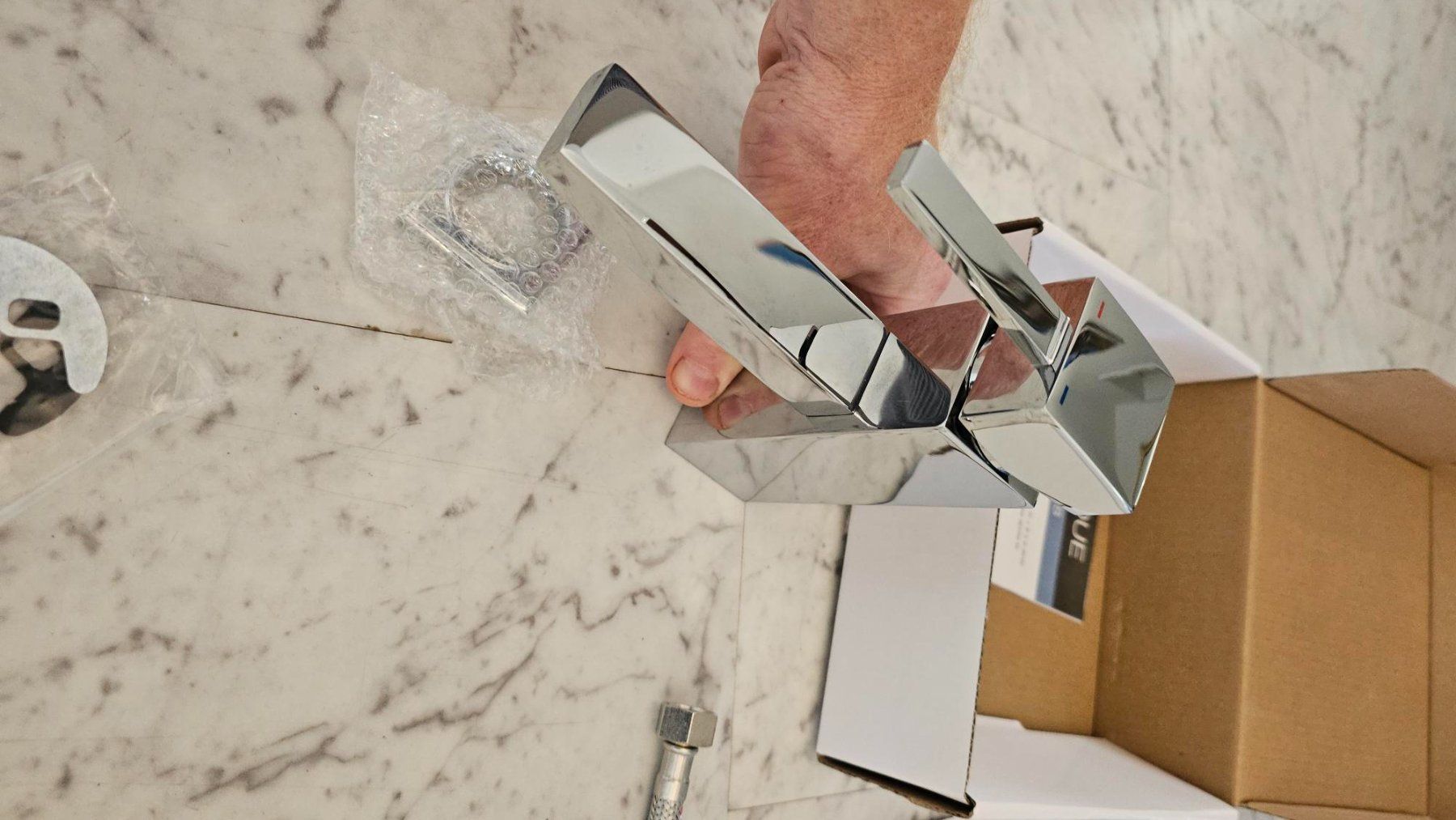 Armaturen: Verchromter Spültischhahn / Chrome sink tap – Neu und originalverpackt aus Küsnacht ZH von StuartJohnston 2