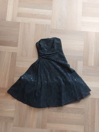Kleid mit Pailetten, Grösse 34, fast neu