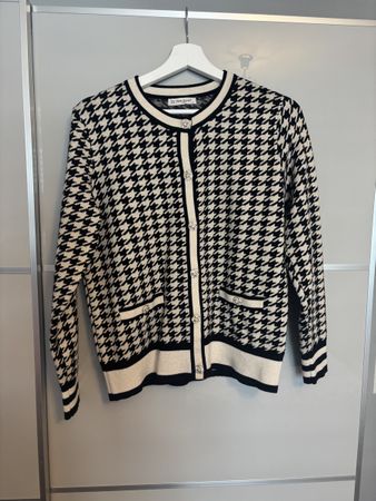 Cardigan mit Strass