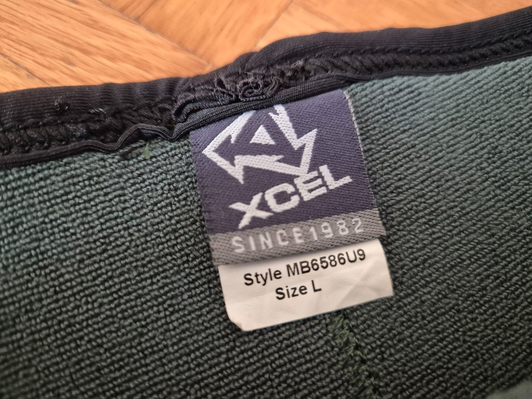 Tauchanzüge: Herren Neoprenweste mit Haube, XCEL, GR. L – Gebraucht aus Uitikon Waldegg von AnjS27 3