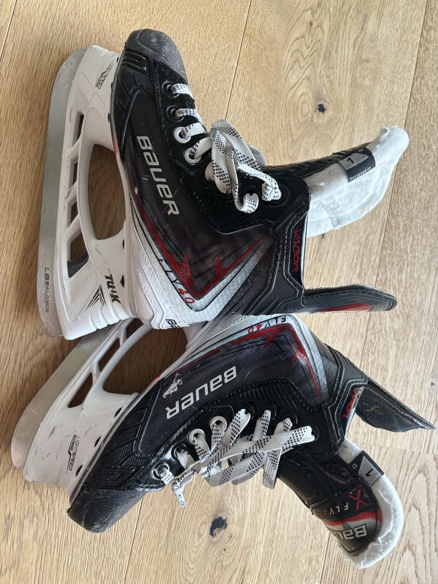 Bauer Pattini da ghiaccio: Bauer Vapor Fly 40 Junior Skates, Gr. 33 – Usato da Rotkreuz venduto da bar_lgv5 1