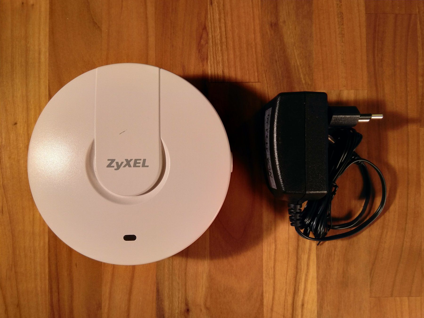 Zyxel Modems & Router: Zyxel NWA1121-NI Access-Point – Gebraucht aus Bern von Fischhaendler