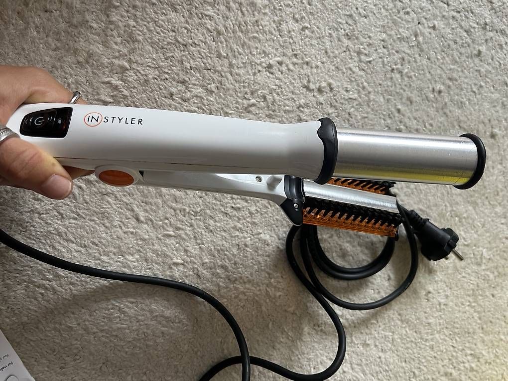 Altro per la cura dei capelli: Rotierende 2 - in 1 haarbürste – Usato da Adetswil venduto da aji_sys5 1