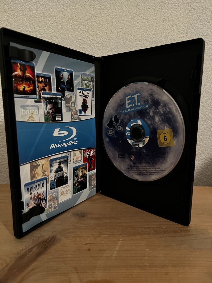Tutti i DVDs: E.T. der Aeusserirdische DVD - Remastered – Usato da Bassersdorf venduto da McRob00 1