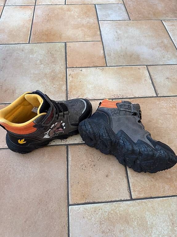 Scarpe per ragazzi: Wanderschuhe Gr. 34 "Jurassic World" NEU – Nuovo e nell'imballaggio originale da Dübendorf venduto da rut_5b5n 1