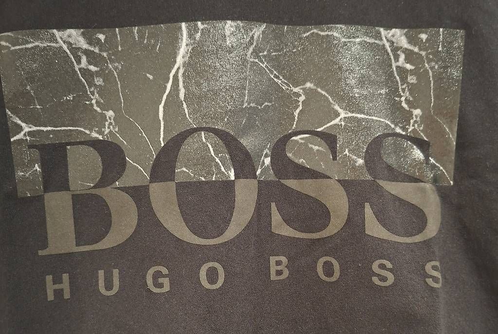 T-shirt: Hugo Boss T-Shirts – Usato da Wohlen AG venduto da p.anna31 1