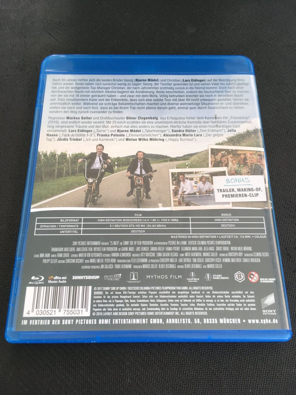 Tutti i DVDs: Bjarne Mädel / Lars Eidinger - 25 km/h [Blu-ray] – Usato da St.Gallen venduto da MedienJoe 1