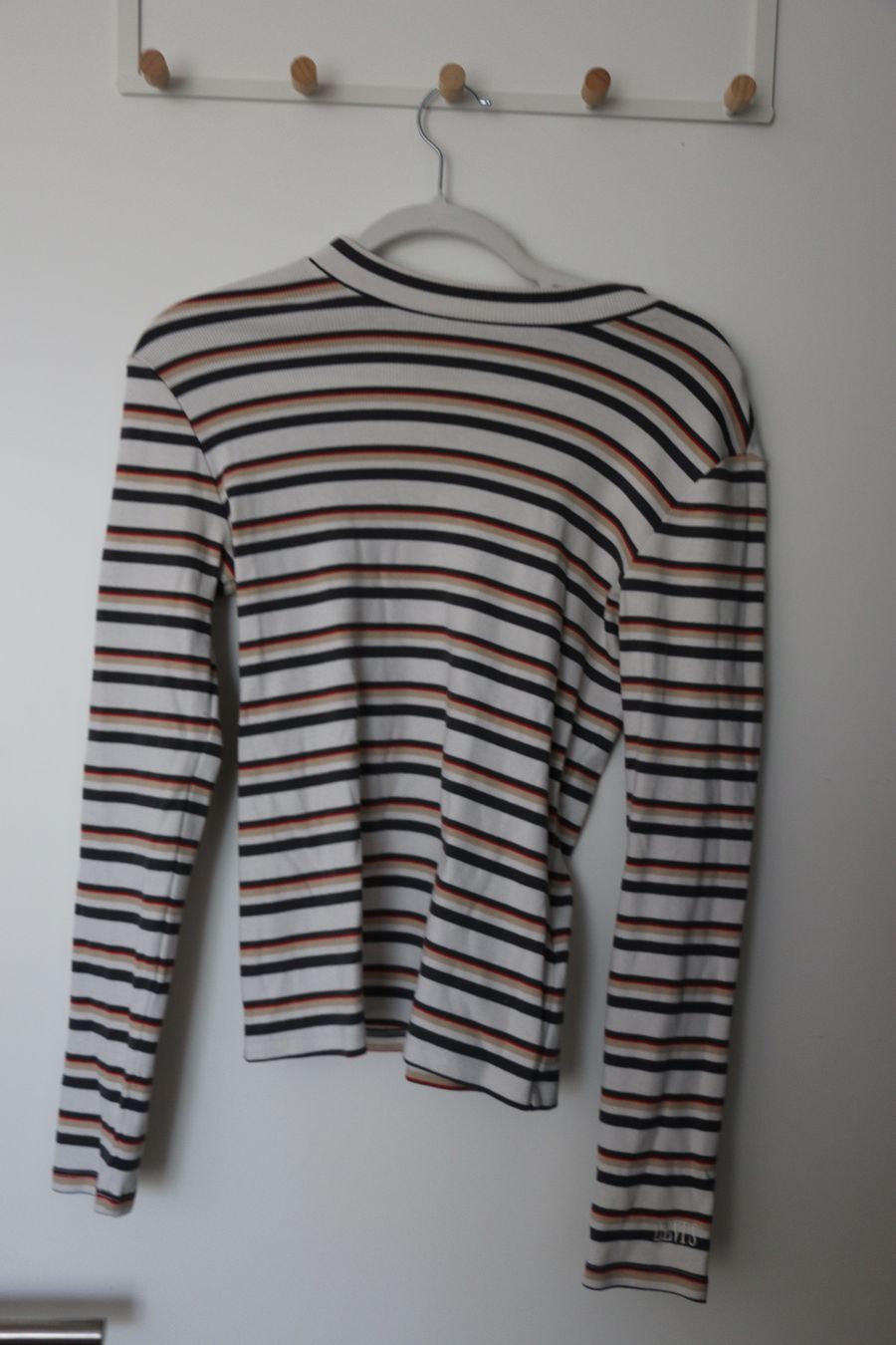 Levi's Pullover & Sweatshirts: Levis Rollkragenpullover Gr. M – Gebraucht aus Männedorf von Topojasa