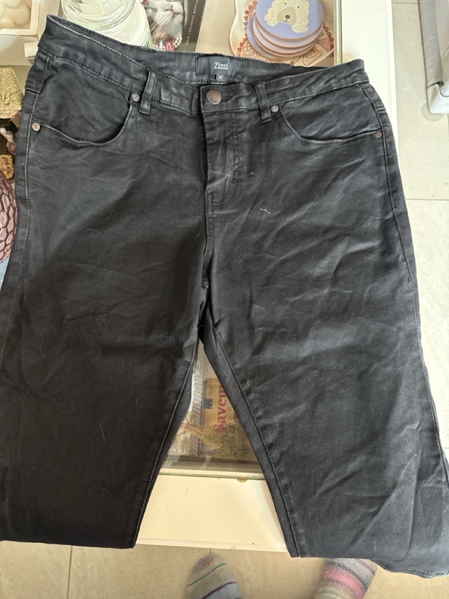 Jeans: Zizzi bermuda jeans 44 – Usato da Mendrisio venduto da ketolin