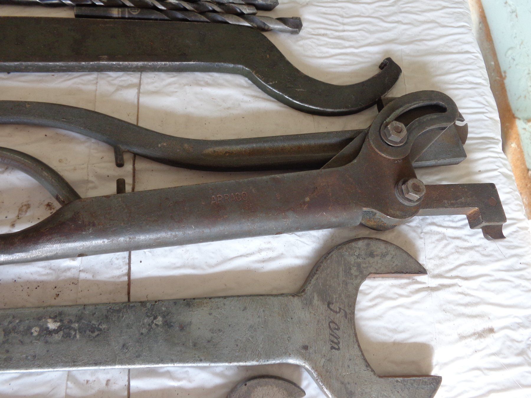 Tous les outils: Werkzeug Diverses und Diverse Bohrer – D'occasion à Liestal par Gecko16 3