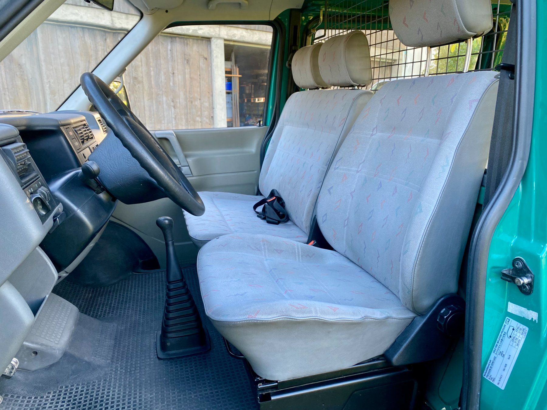VW Veicoli commerciali: VW T4 1.9 TD mit AHK – Usato da Wettingen venduto da ter_2tsk 3