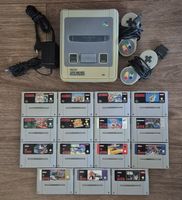 Super Nintendo (SNES) mit 2 Controler und 15 Spielen