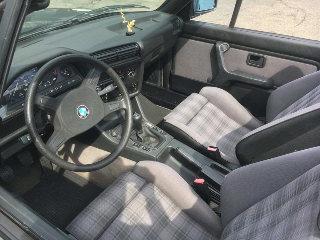 BMW Automobili: BMW Cabriolet 320i  (E30) Oldtimer – Usato da Kirchdorf AG venduto da Gauwain01 8