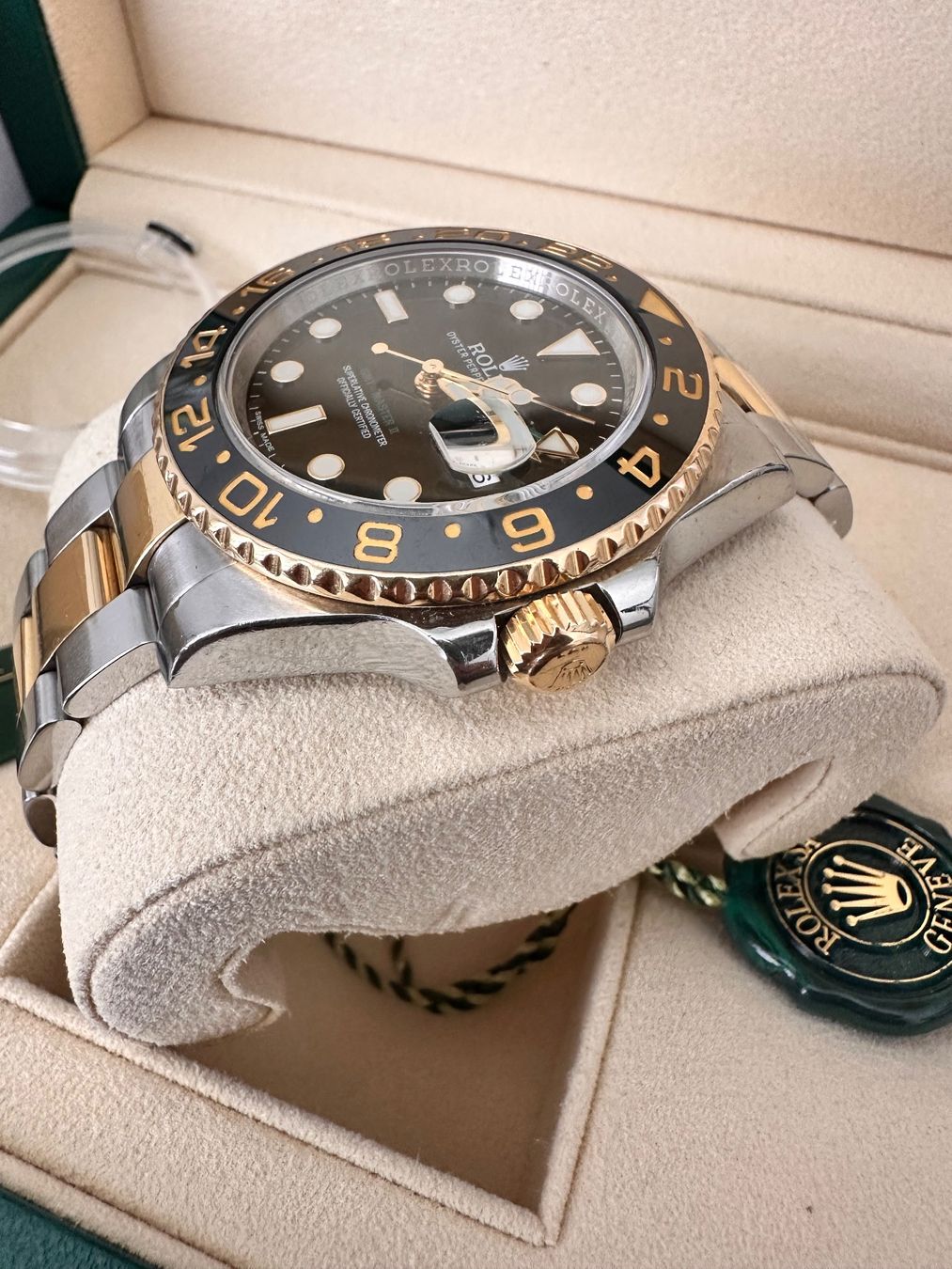 Rolex Orologi: Rolex GMT Master II - Ref. 116713LN – Usato da Genève venduto da SovereignWatch 3
