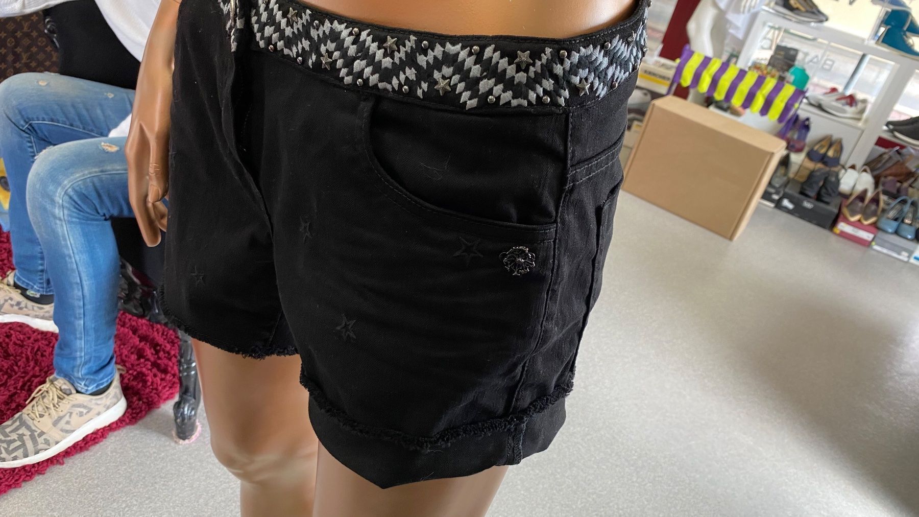 Maison Scotch Hosen: Maison Scotch kurze Hose neu – Neu und originalverpackt aus Lachen SZ von HelvetiaLuxury 4