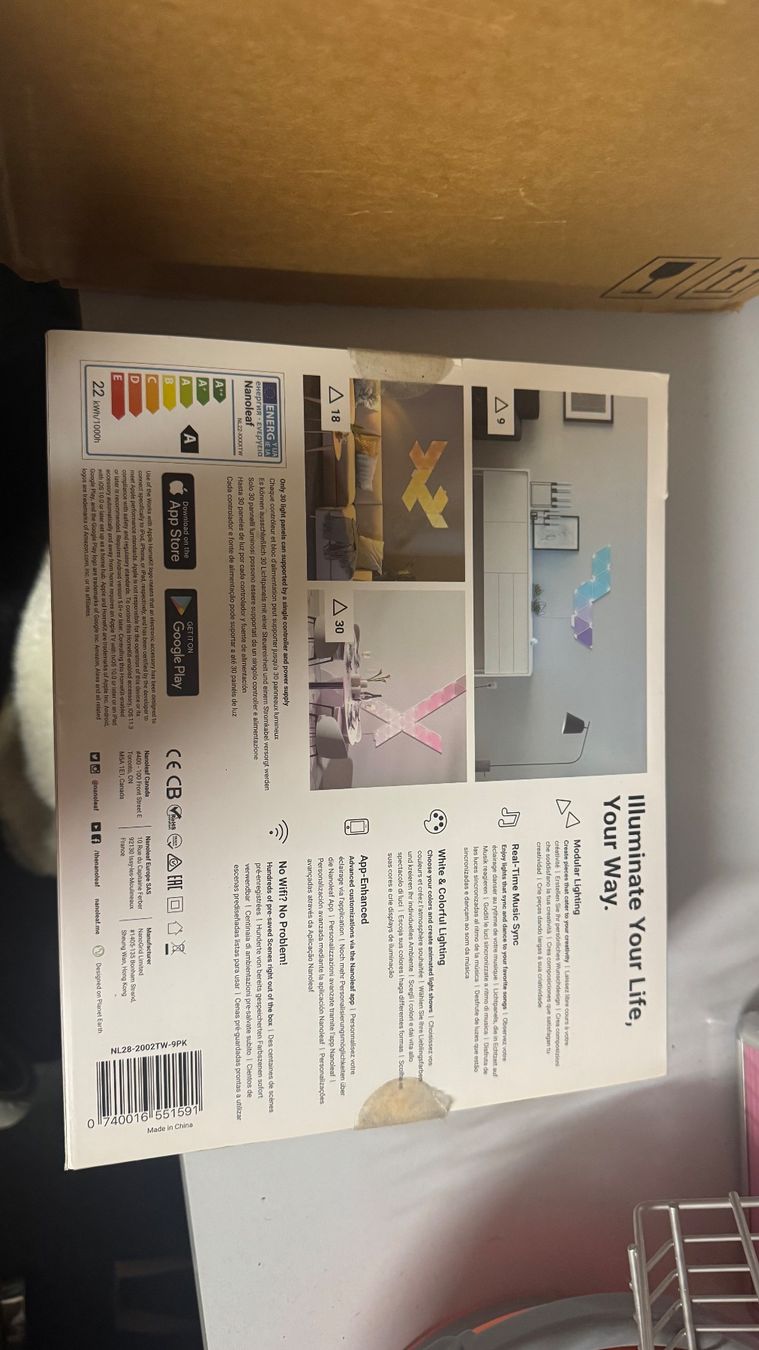 Nanoleaf Lampade: Nanoleaf Light Panels Smarter Kit 8 Panels + Rhythm Edition – Nuovo (secondo la descrizione) da Seftigen venduto da JGG 2