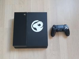 Playstation 4 mit Controller