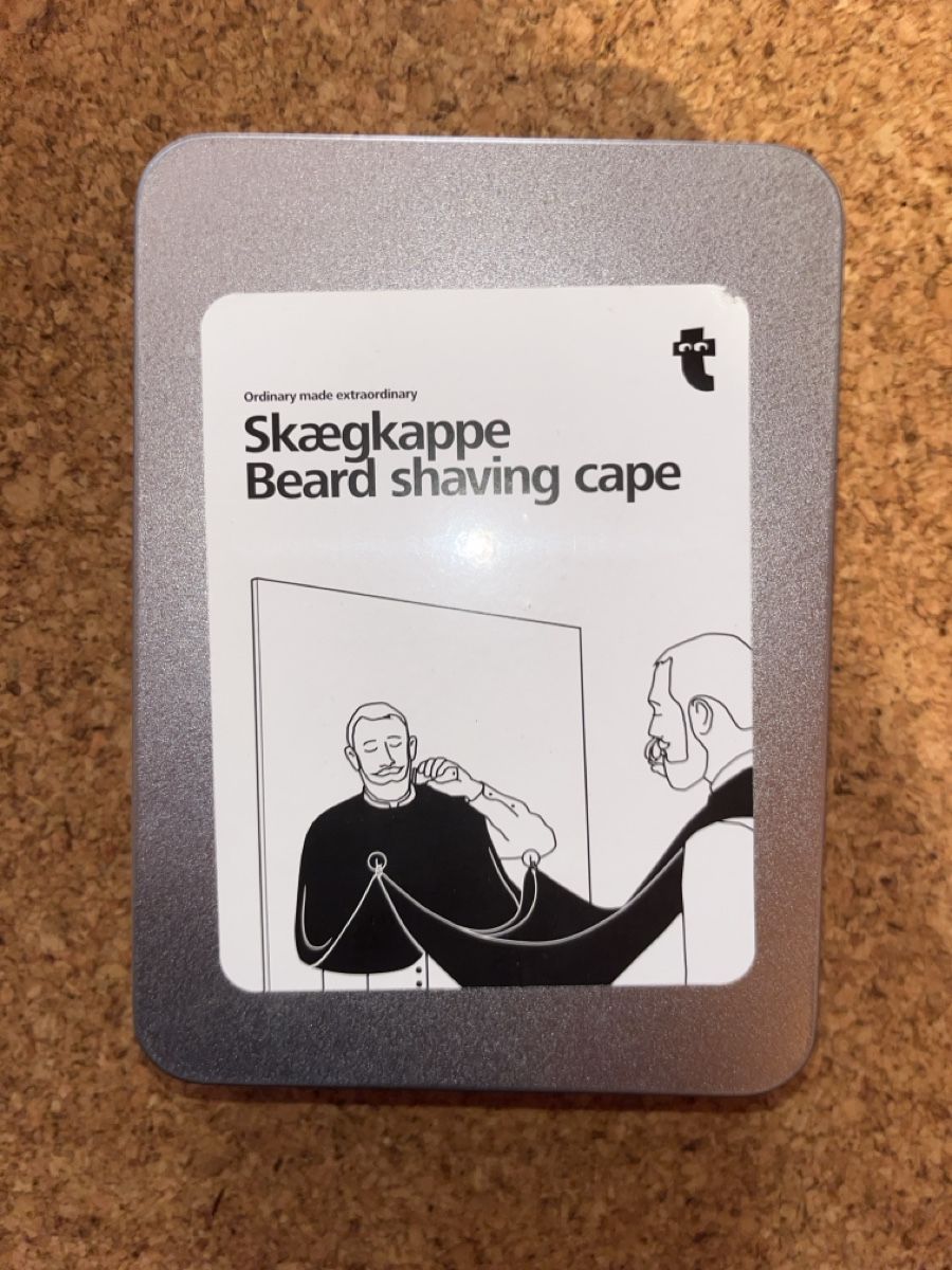 Rasierapparate & Rasierklingen: Skäggkappe Beard Shaving Cape – Neu und originalverpackt aus Haldenstein von Gigathlon4