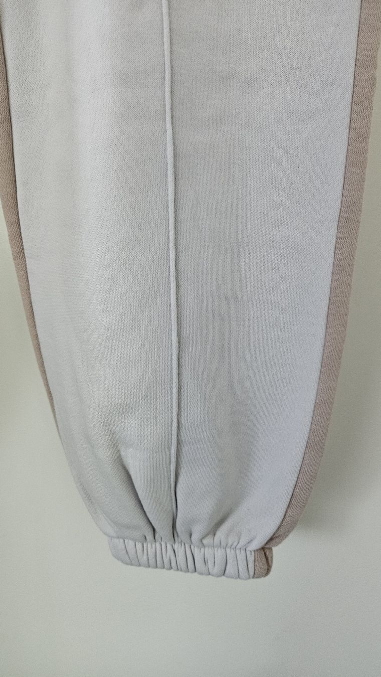 Nike Pantalons: Nike Trainerhose Altrosa/Braun – D'occasion à Hettlingen par Leaena279 2