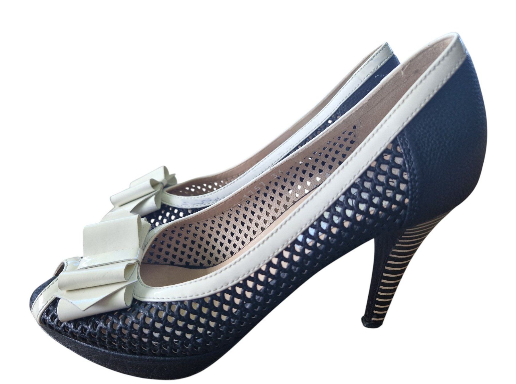 Scarpe da donna: Sandalen Peeptoe Vintage – Usato da Mörschwil venduto da wunderkiste44 1