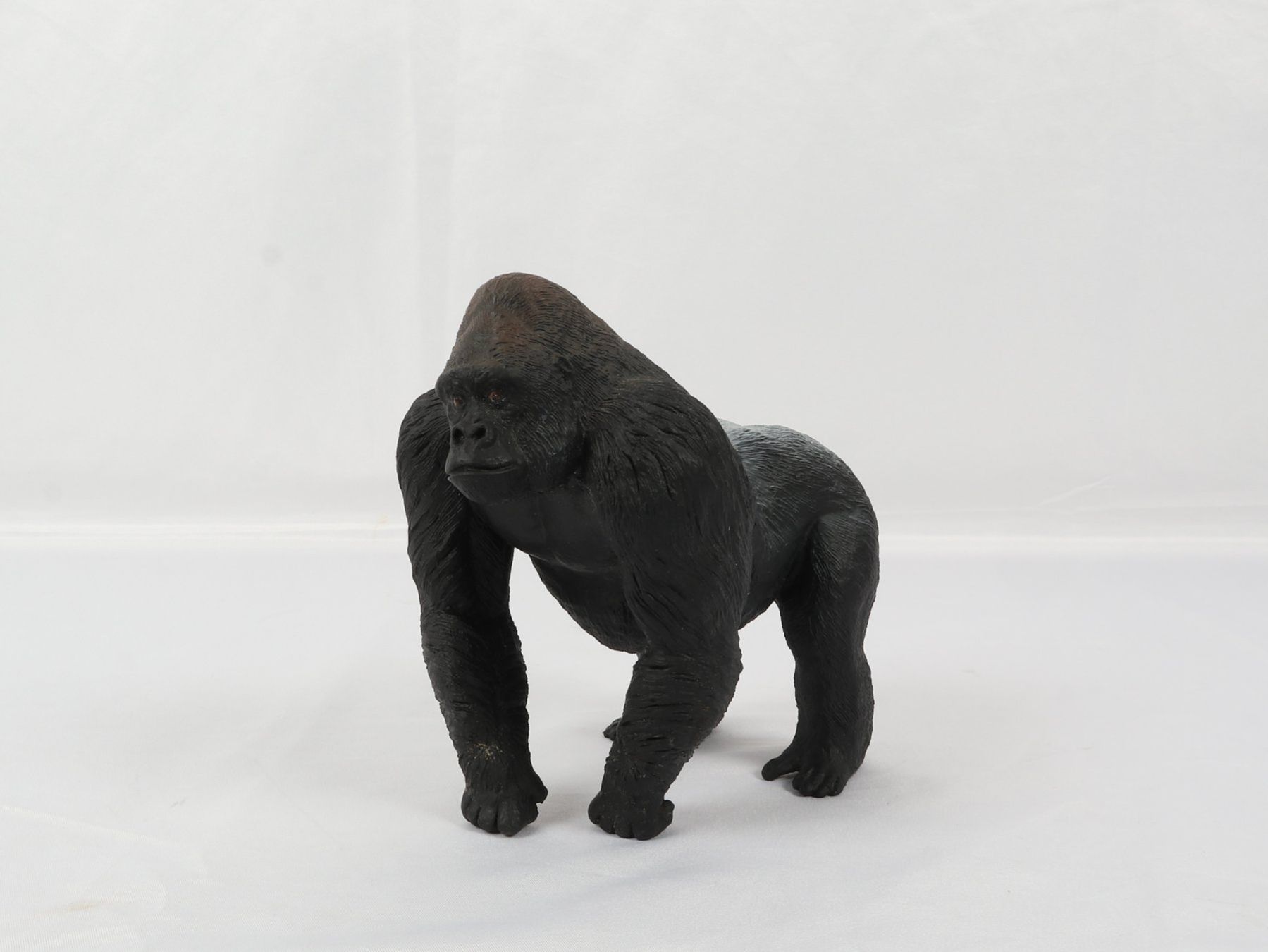 Statuette: TIERFIGUR Gorilla Silberrücken – Usato da Steinen venduto da Restwert_Steinen